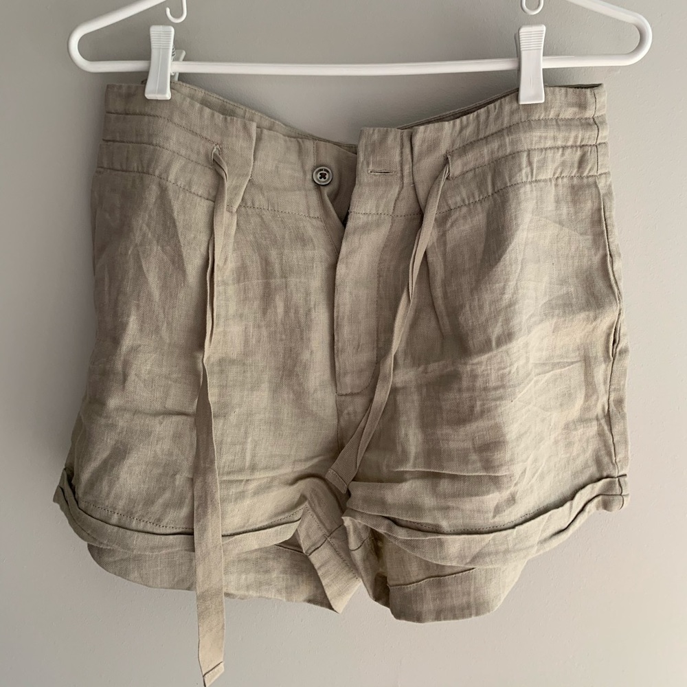 Aritzia Linen shorts